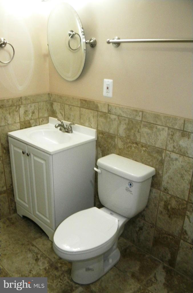 1013 Decatur Street Northeast Washington, DC 20017 - Photo 13 of 29 Bath