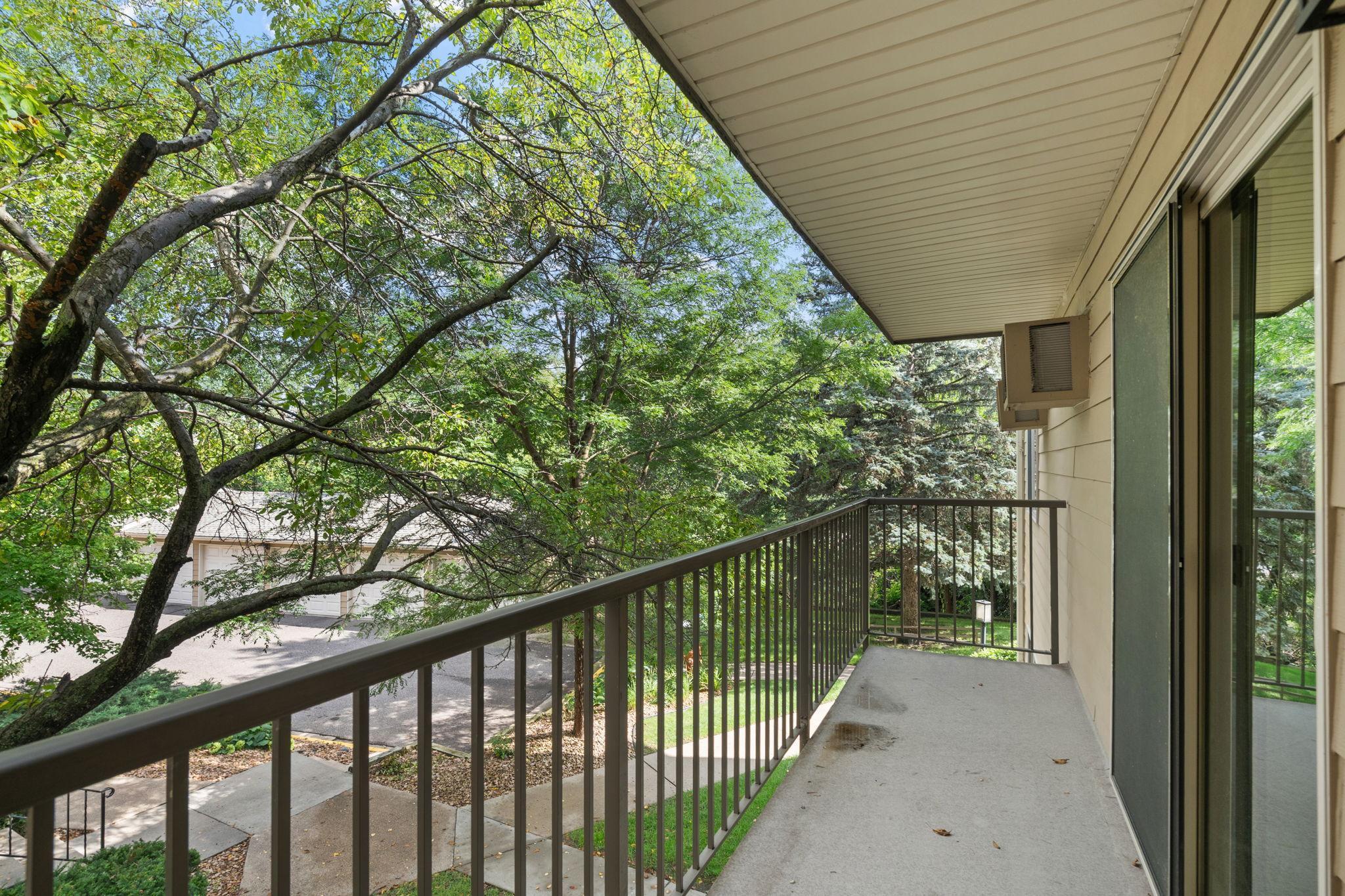 2260 Ridge Drive, Unit 12 St. Louis Park, MN 55416 - Photo 15 of 28
