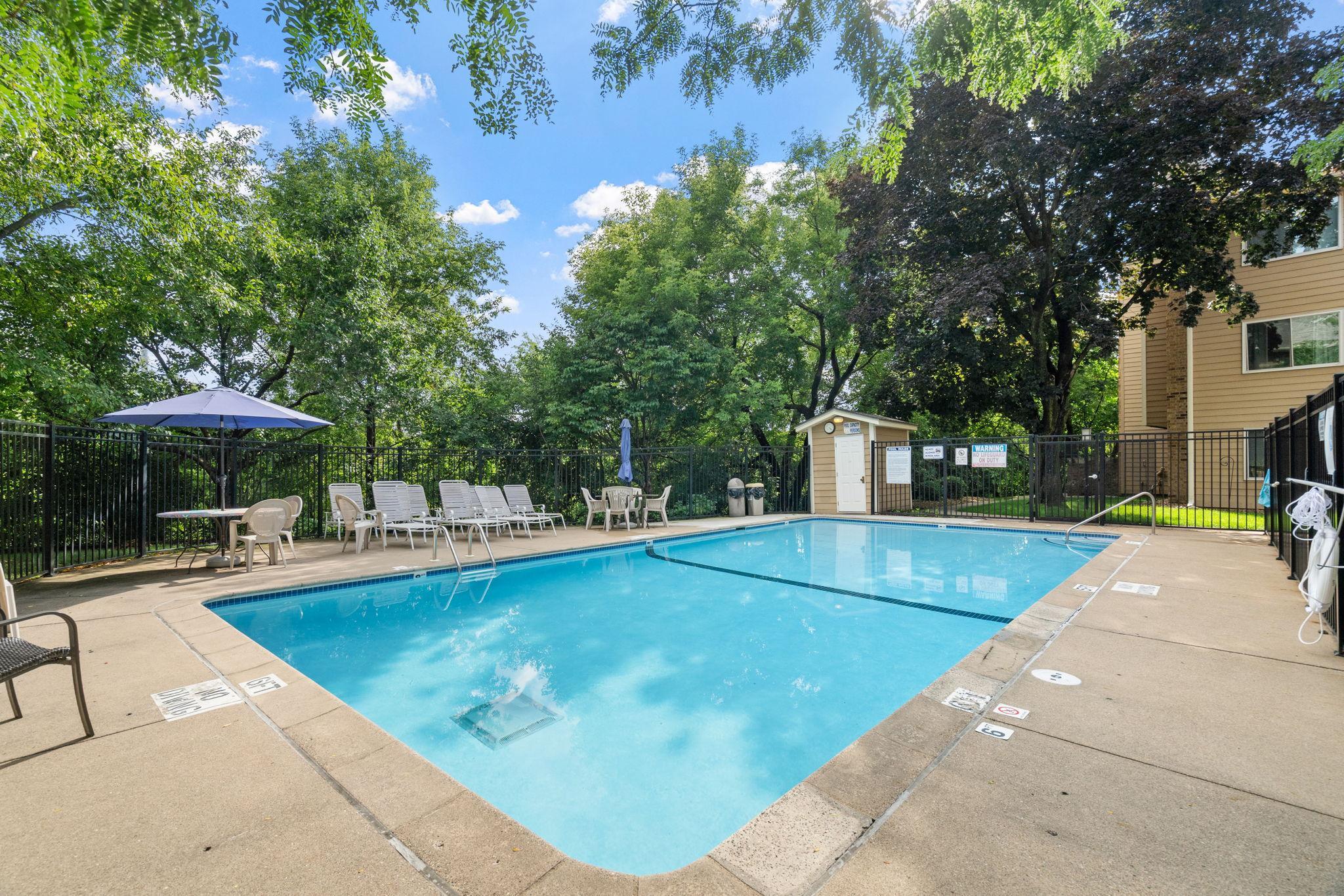 2260 Ridge Drive, Unit 12 St. Louis Park, MN 55416 - Photo 16 of 28