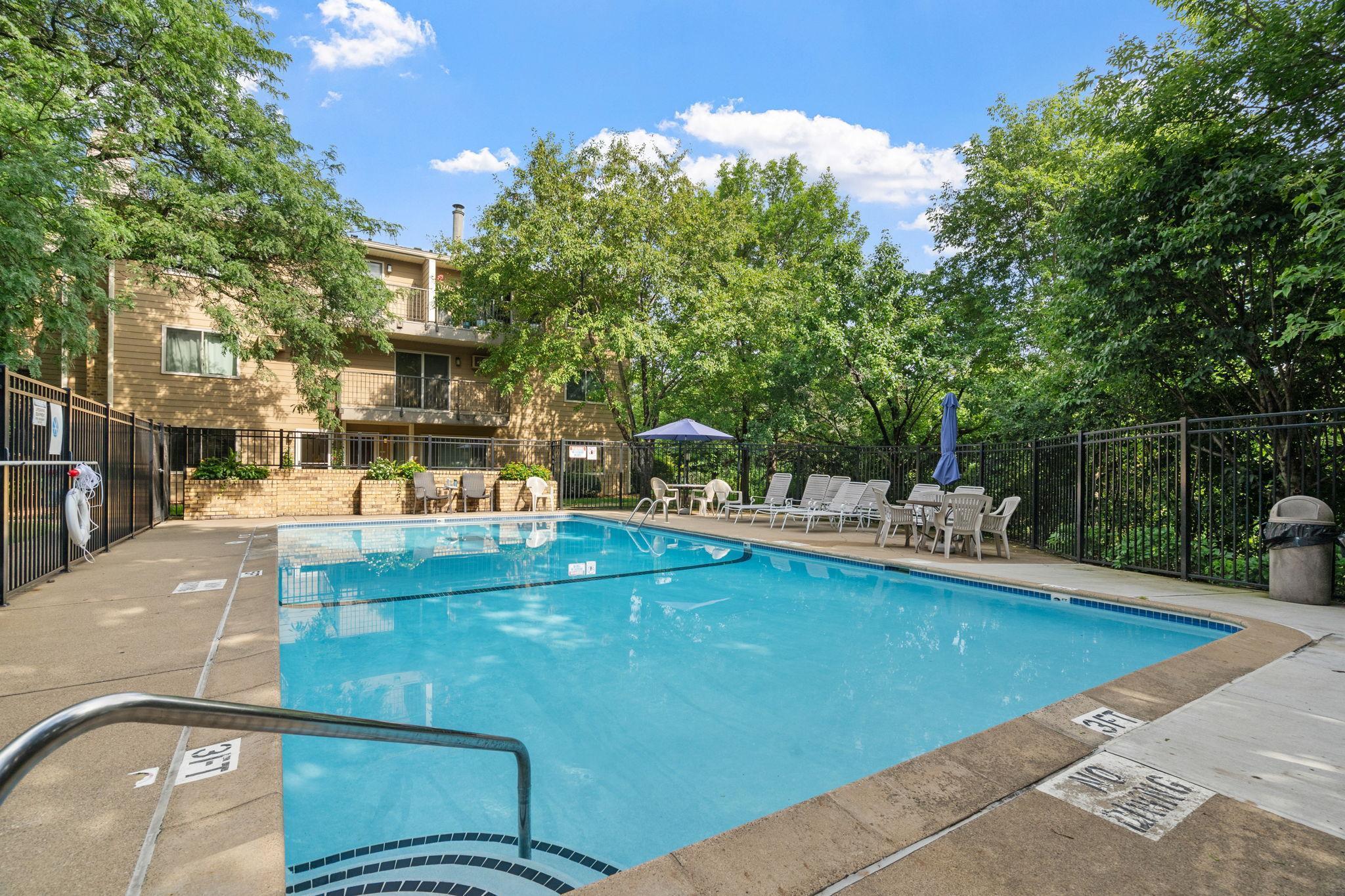 2260 Ridge Drive, Unit 12 St. Louis Park, MN 55416 - Photo 17 of 28