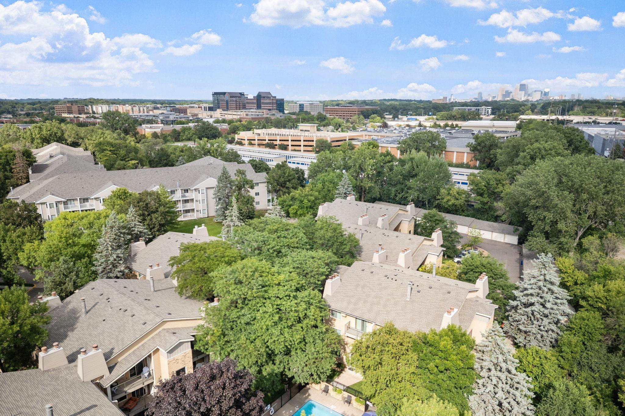 2260 Ridge Drive, Unit 12 St. Louis Park, MN 55416 - Photo 19 of 28