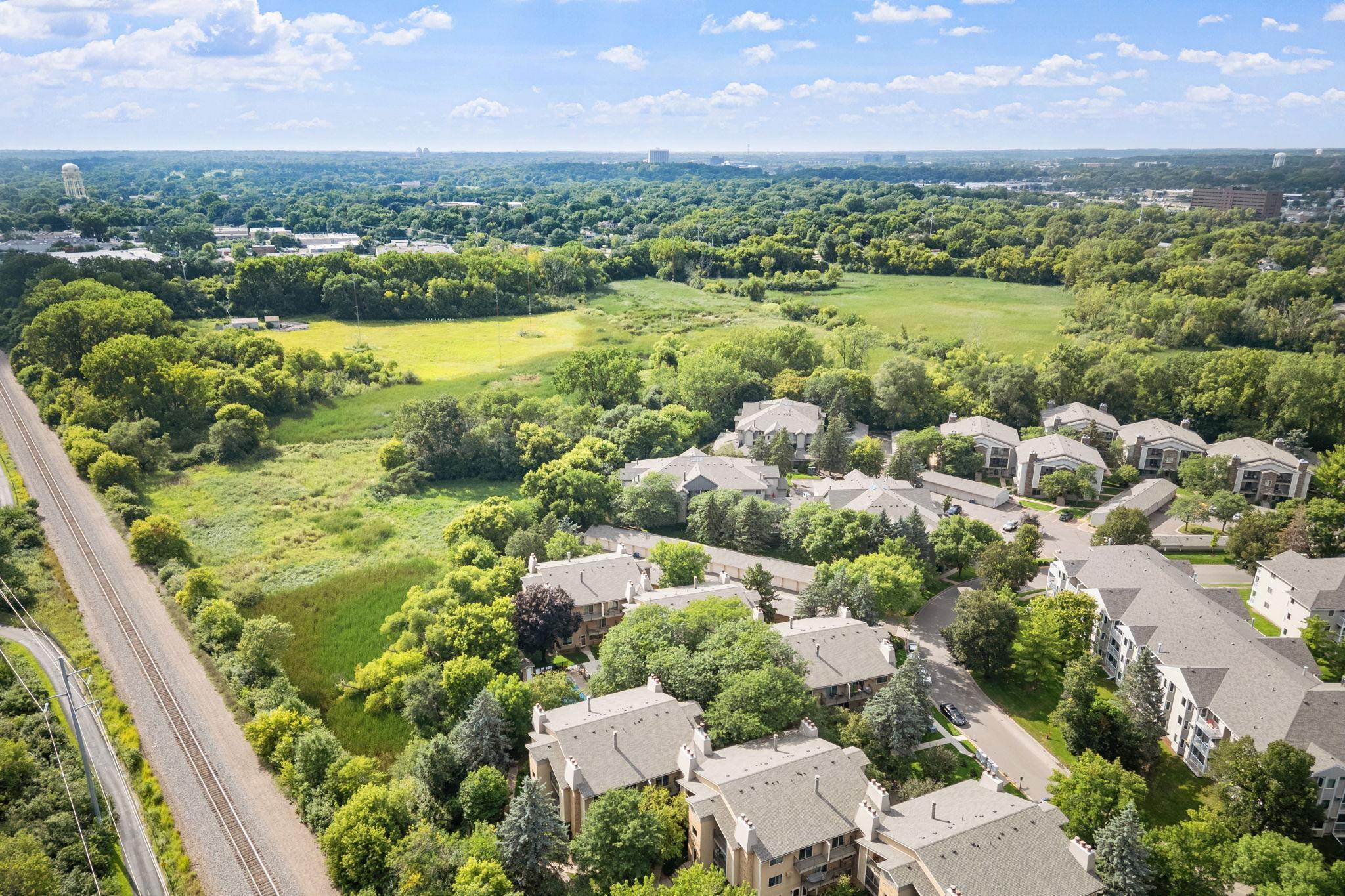 2260 Ridge Drive, Unit 12 St. Louis Park, MN 55416 - Photo 20 of 28