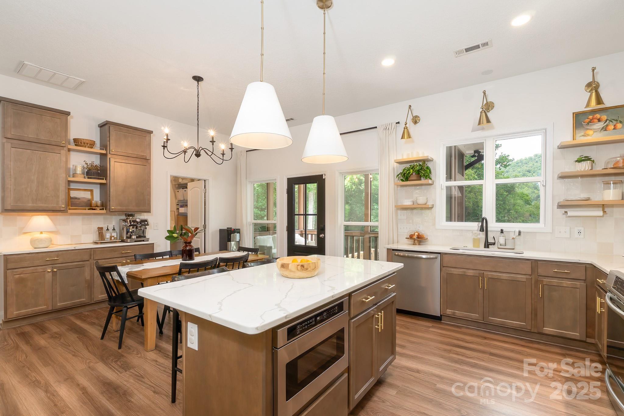 121 Rocky Branch Road Franklin, NC 28734 - Photo 10 of 48 Gallery Image 10