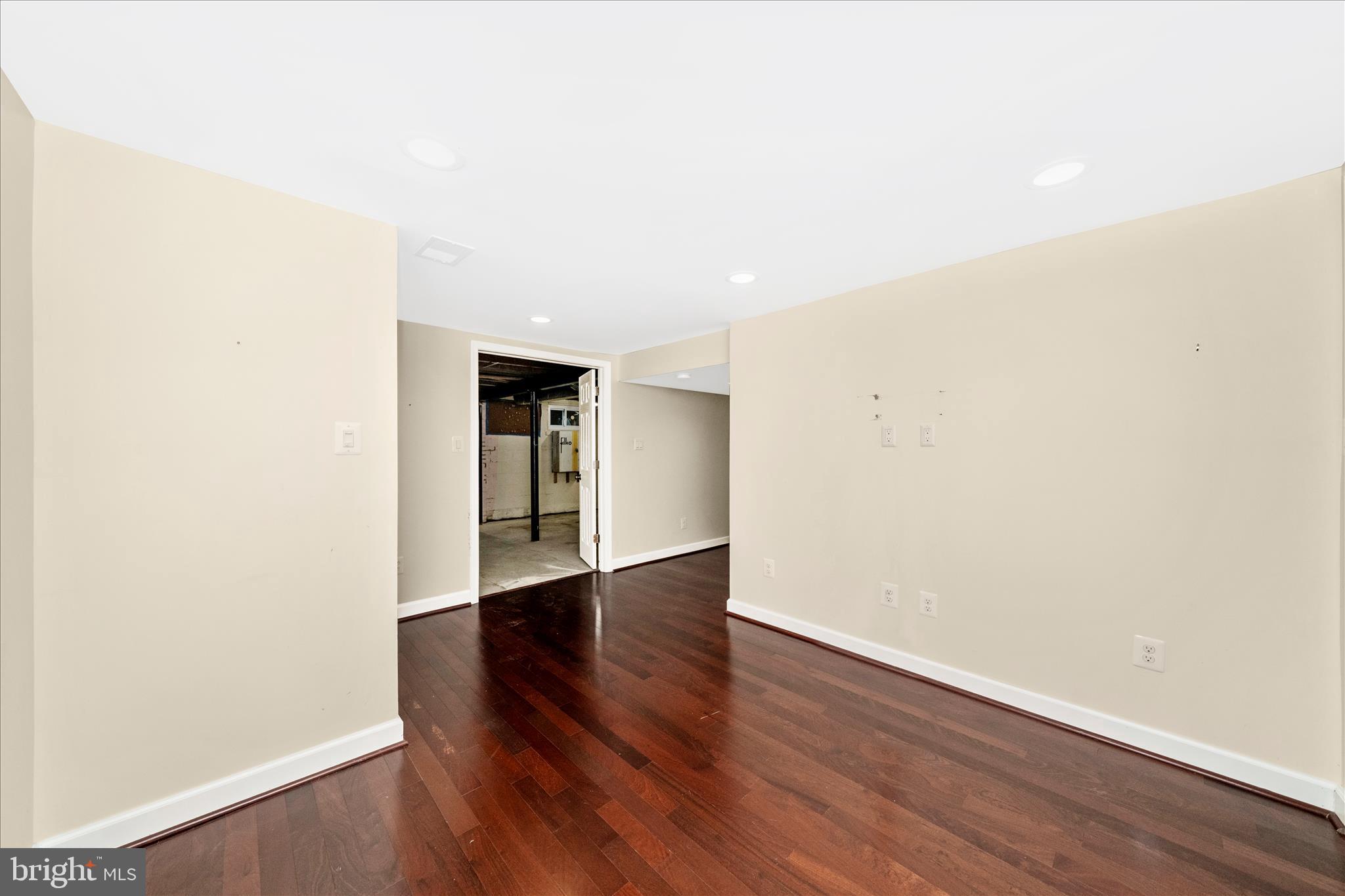 7604 Adelphi Road Hyattsville, MD 20783 - Photo 37 of 49 Lower Level