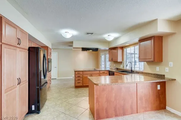 $2,300 | 1505 Strong Drive, Las Vegas, NV 89102