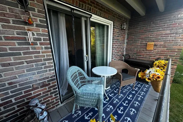 $2,700 | 15 Oak Neck Road, Unit 7, Hyannis, MA 02601