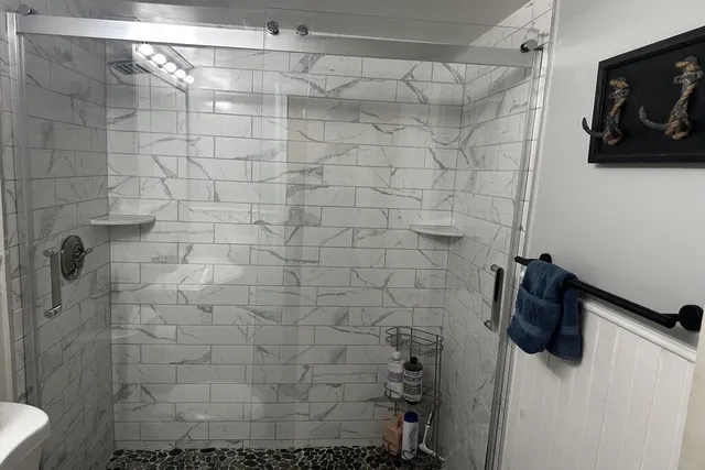 $2,700 | 15 Oak Neck Road, Unit 7, Hyannis, MA 02601