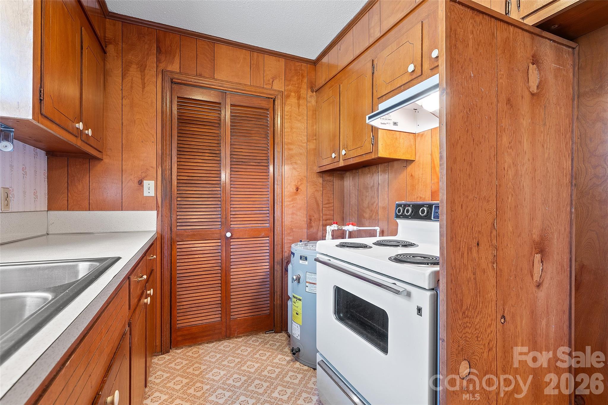 623 Turner Road Gastonia, NC 28056 - Photo 9 of 29 Gallery Image 9