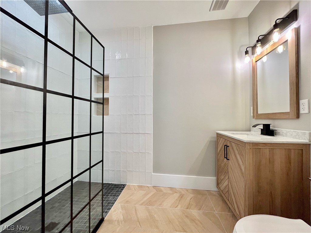 3277 Kildare Road Cleveland, OH 44118 - Photo 14 of 27 Gallery Image 14