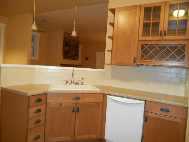 910 Kiser Road Philadelphia, TN 37846 - Photo 13 of 36 Kitchen