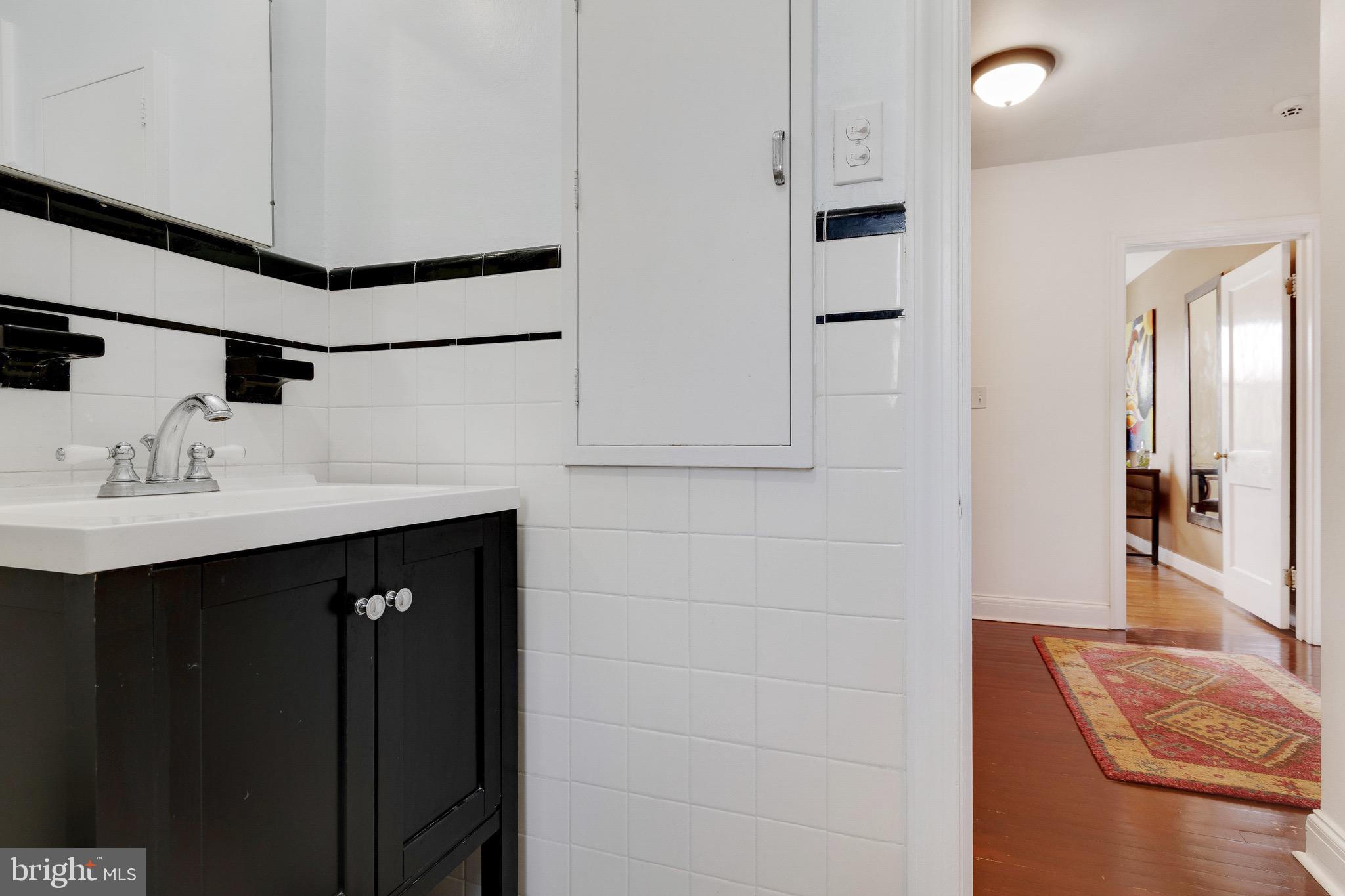 3707 Ednor Road Baltimore, MD 21218 - Photo 29 of 39 Shared Hall Bathroom at Upper Level