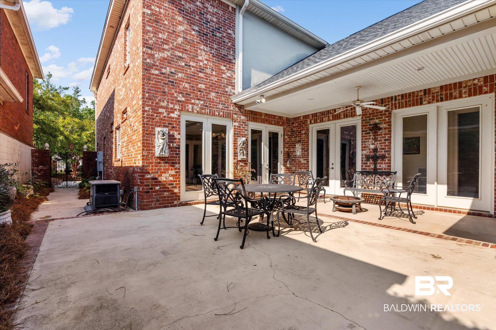 3963 Wimbledon Park Mobile, AL 36608 - Photo 48 of 51 View of patio featuring ceiling fan