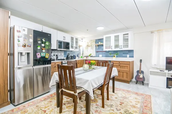 $4,000 | 54 Concord Avenue, Unit 102, Cambridge, MA 02138