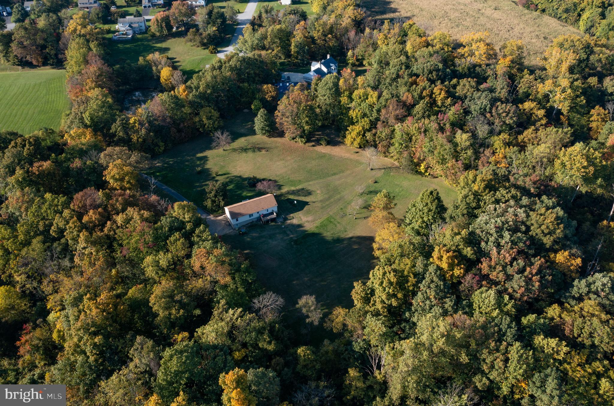 89 Governor Stable Road Elizabethtown, PA 17022 - Photo 3 of 46 Gallery Image 3