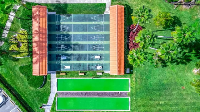 a view of a house with outdoor space
