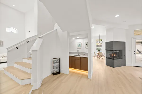 $899,900 | 6051 Kenneth Oak Way, Fair Oaks, CA 95628