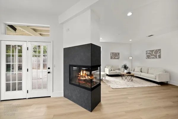 $899,900 | 6051 Kenneth Oak Way, Fair Oaks, CA 95628