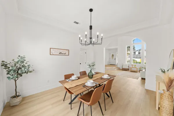 $899,900 | 6051 Kenneth Oak Way, Fair Oaks, CA 95628