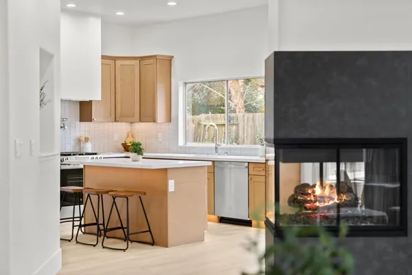 $899,900 | 6051 Kenneth Oak Way, Fair Oaks, CA 95628