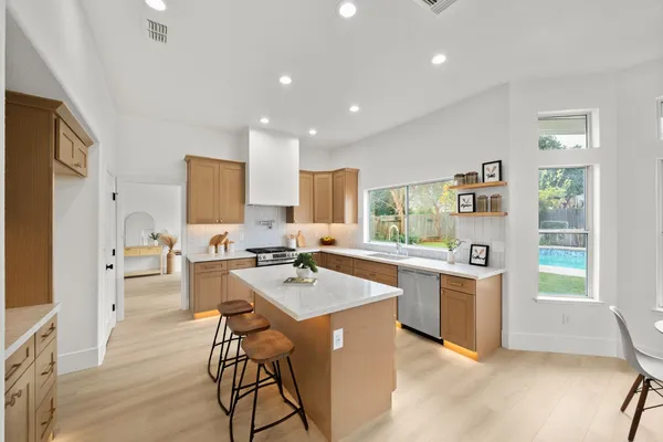 $899,900 | 6051 Kenneth Oak Way, Fair Oaks, CA 95628