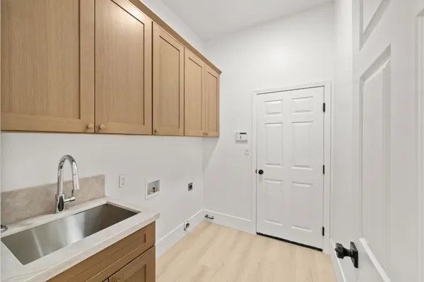 $899,900 | 6051 Kenneth Oak Way, Fair Oaks, CA 95628