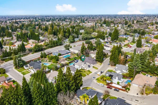 $899,900 | 6051 Kenneth Oak Way, Fair Oaks, CA 95628