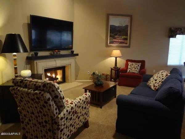 $2,600 | 6635 East Venue Circle, Mesa, AZ 85215