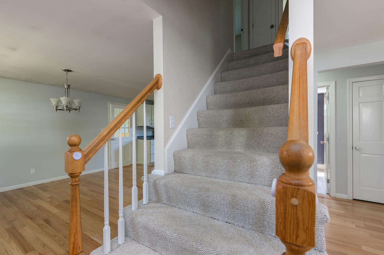 45 Rustic Lane Portland, ME 04103 - Photo 17 of 40 45 Rustic Lane Portland ME-large-024-22-
