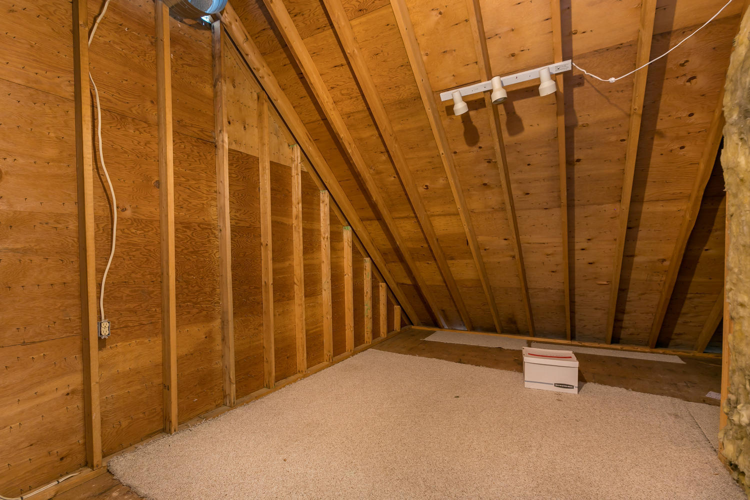 45 Rustic Lane Portland, ME 04103 - Photo 33 of 40 45 Rustic Lane Portland ME-large-042-28-