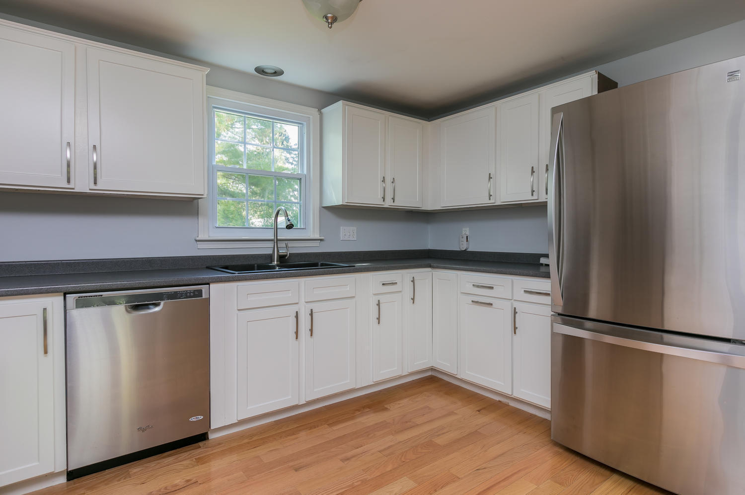 45 Rustic Lane Portland, ME 04103 - Photo 5 of 40 45 Rustic Lane Portland ME-large-009-42-