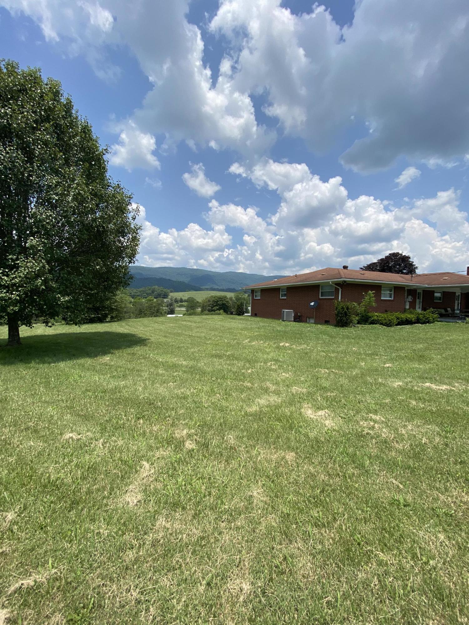 464 Gibson Station Road Ewing, VA 24248 - Photo 24 of 31 39FC4FA9-DD2E-4116-A16F-245596477754