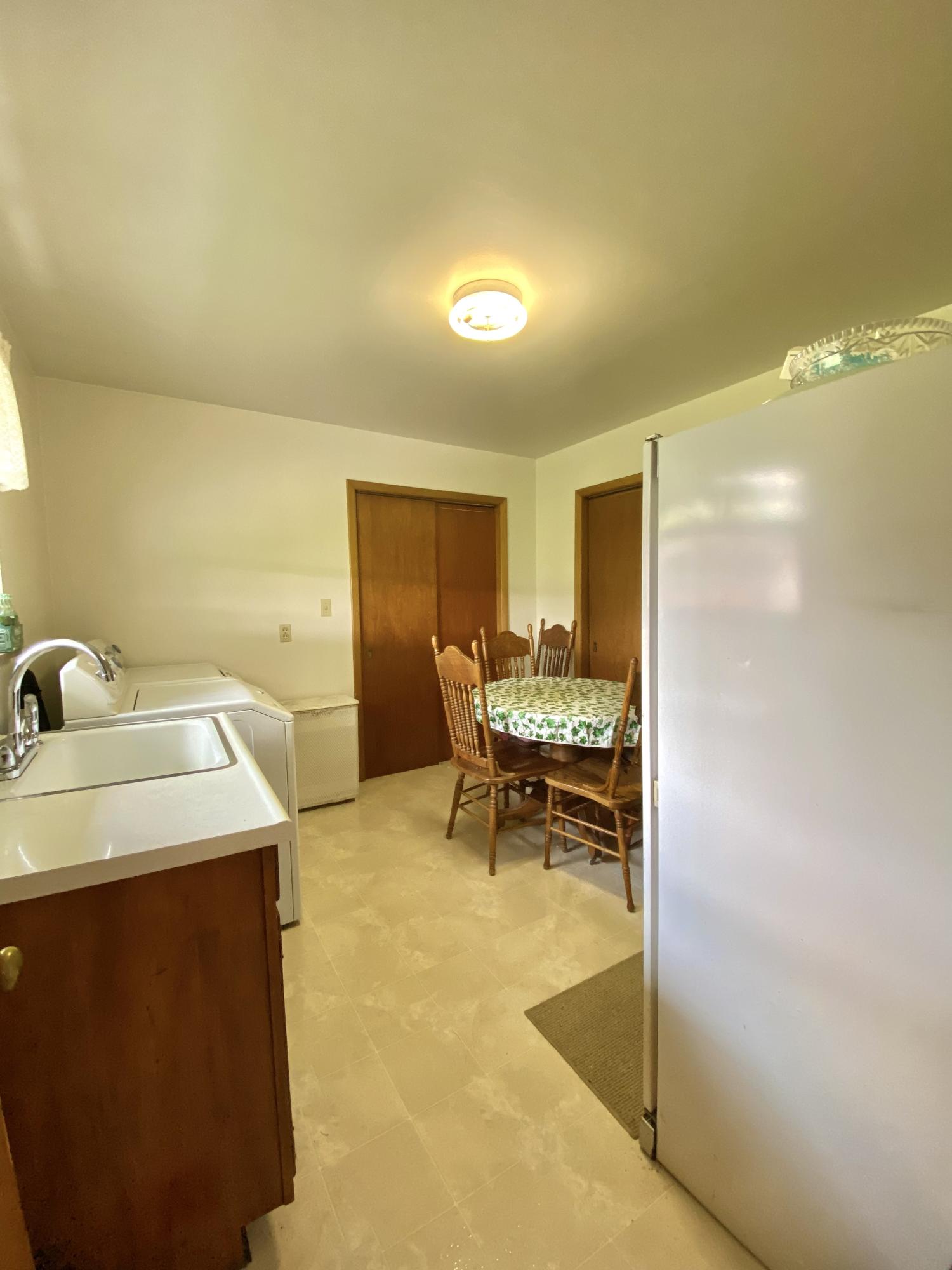 464 Gibson Station Road Ewing, VA 24248 - Photo 5 of 31 3BA58E59-0136-480C-96F1-787C74588783