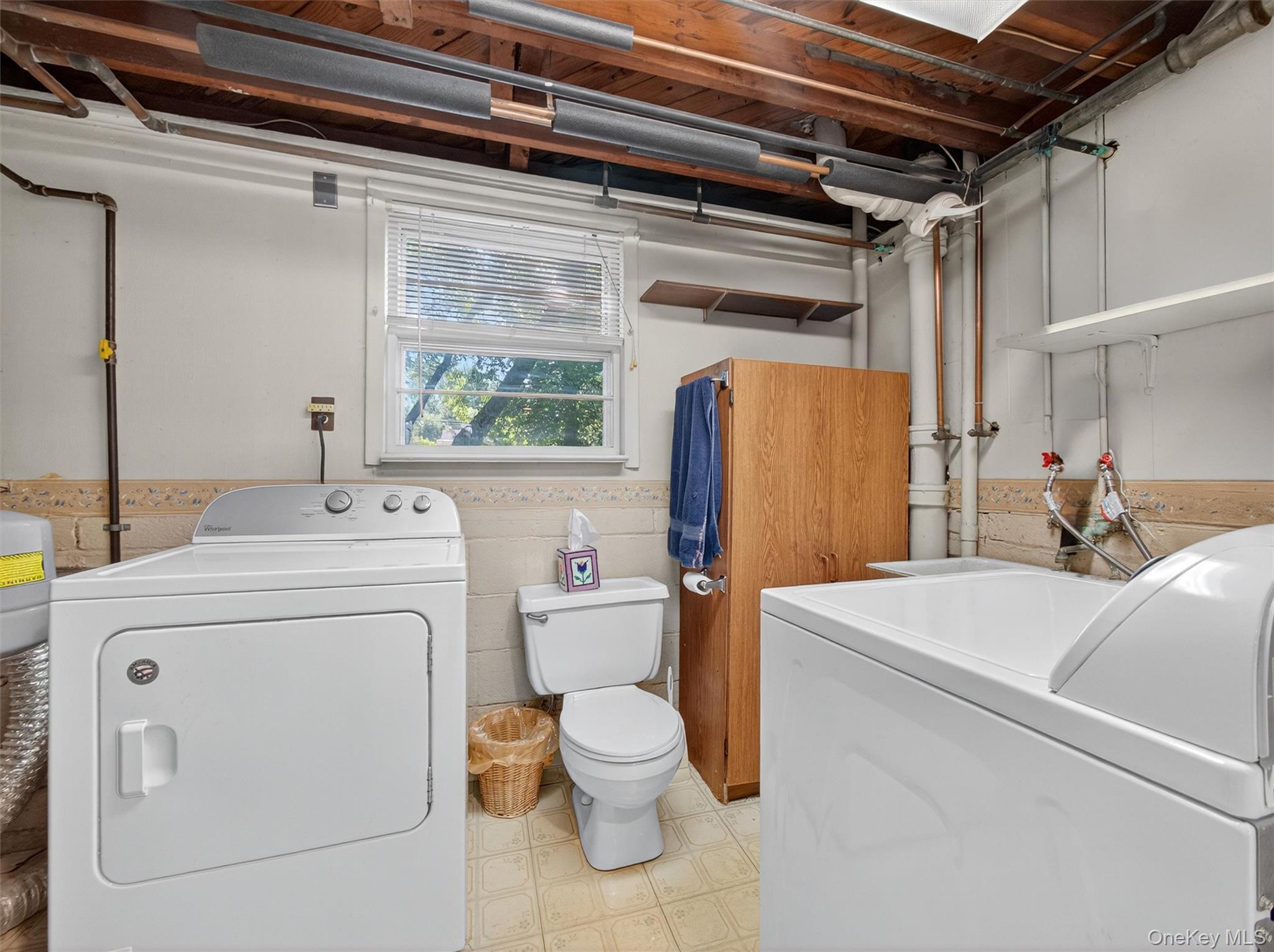2 Beech Road Suffern, NY 10901 - Photo 16 of 24 a utility room with dryer and washer