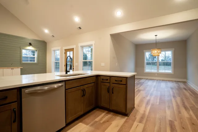 $539,900 | 7694 Burgess Gower Road, Cedar Hill, TN 37032