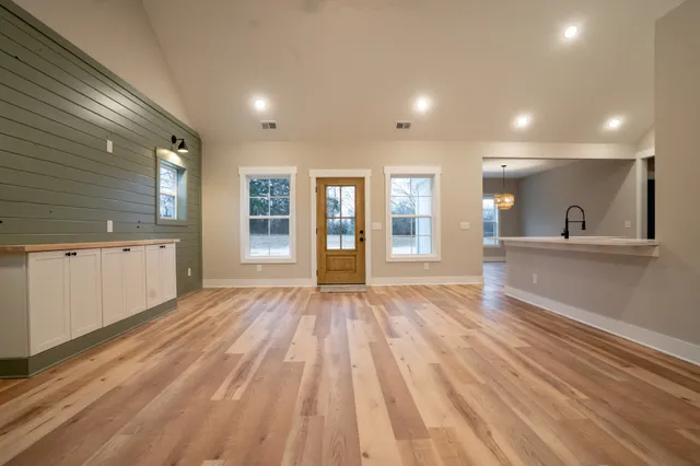 $539,900 | 7694 Burgess Gower Road, Cedar Hill, TN 37032