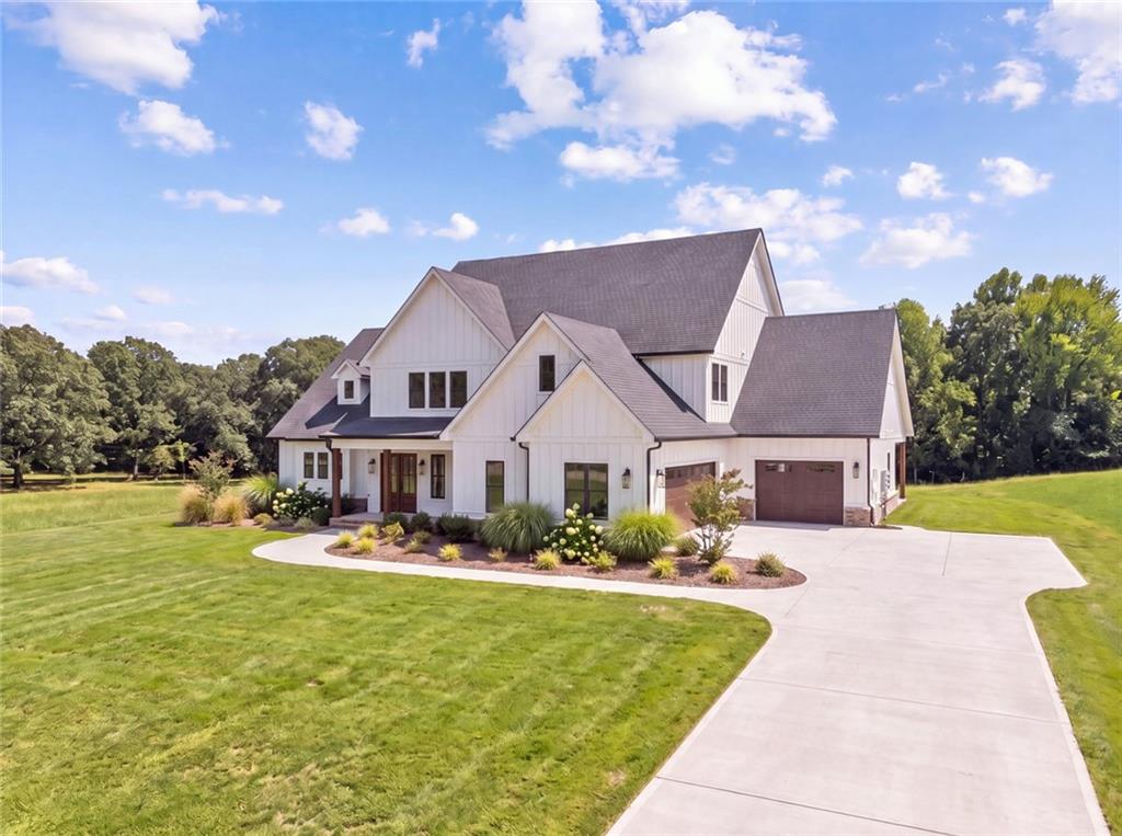 1430.6 Lee Peters Road Loganville, GA 30052 - Photo 3 of 52 Gallery Image 3