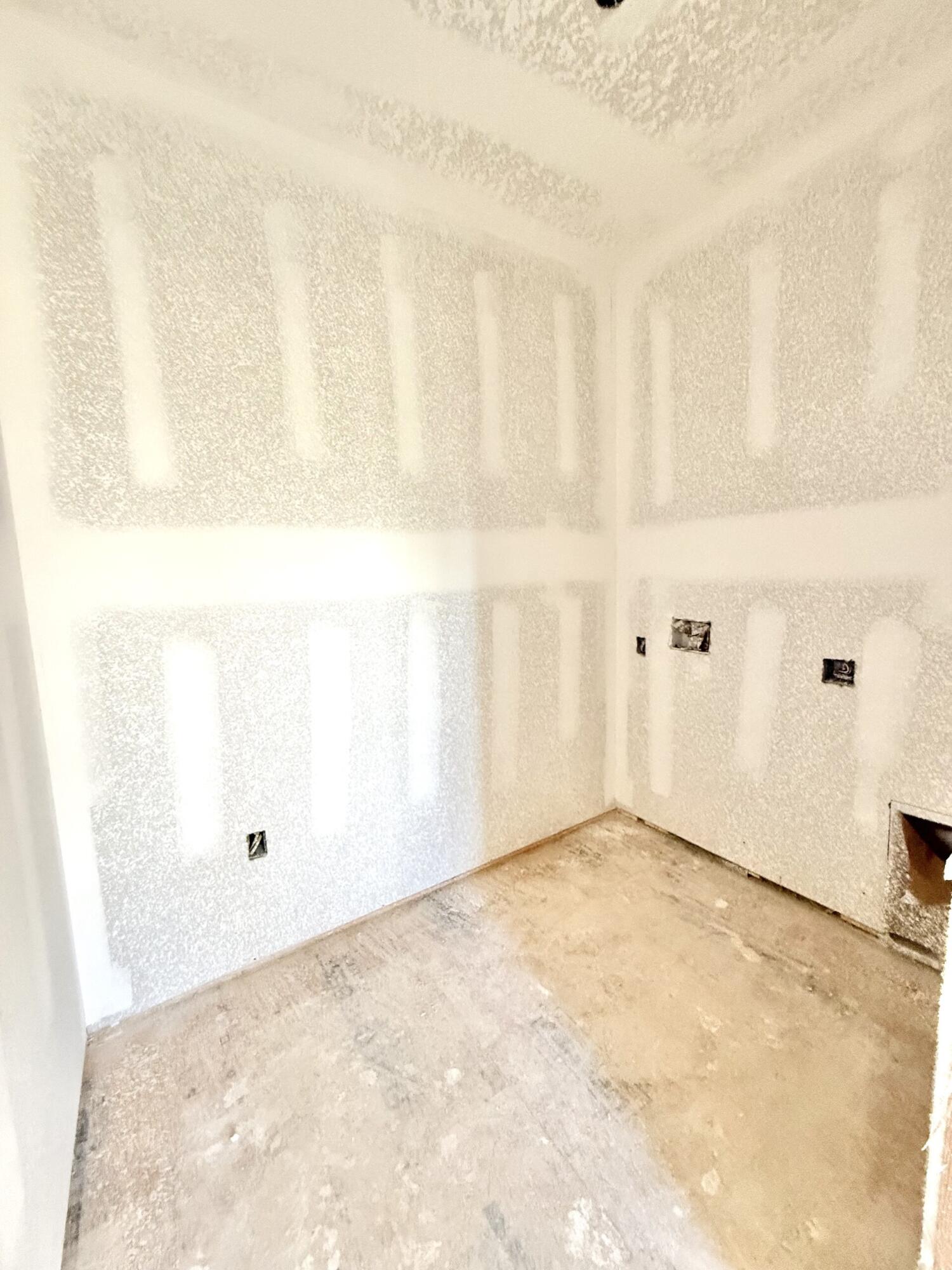 6695 Rocky Shores Road Milton, FL 32583 - Photo 45 of 53 a view of an empty room