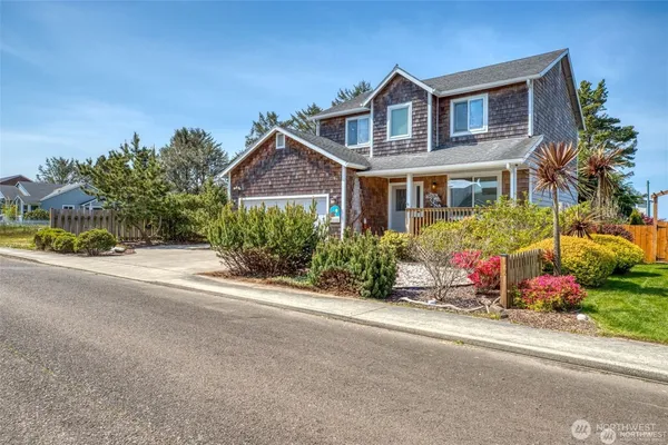 $529,000 | 2705 Sea Crest Avenue, Long Beach, WA 98631