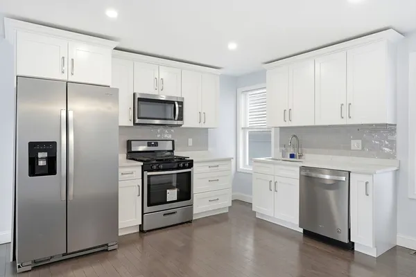 $475,000 | 251 Arlington Street, Unit 1, Chelsea, MA 02150
