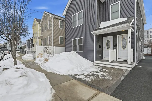 $475,000 | 251 Arlington Street, Unit 1, Chelsea, MA 02150