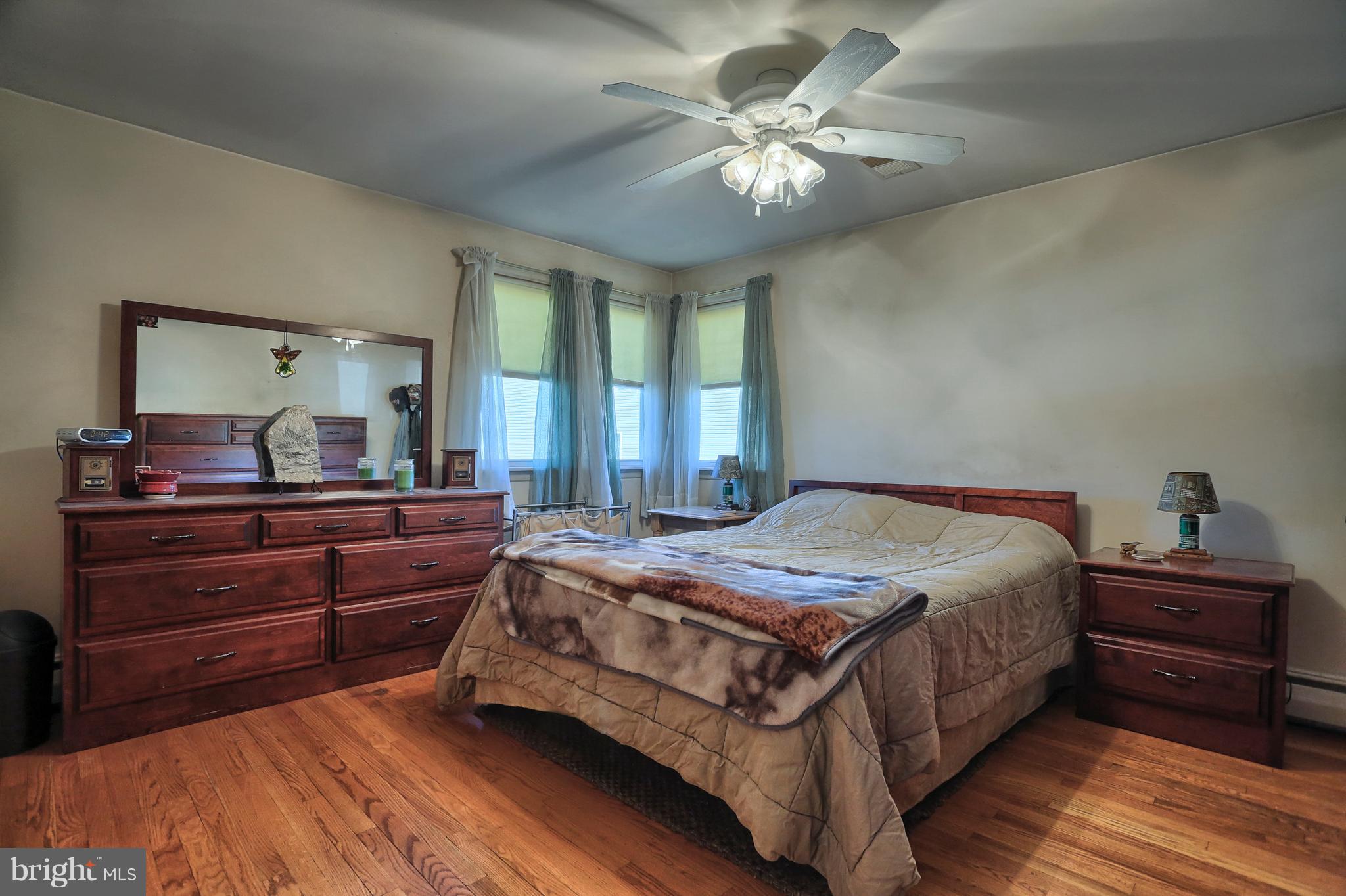 247 Wheatfield Road Reading, PA 19608 - Photo 6 of 14 Gallery Image 6