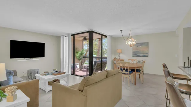 $5,000 | 450 Egret Circle, Unit 9207, Delray Beach, FL 33444