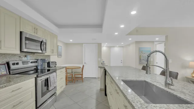 $5,000 | 450 Egret Circle, Unit 9207, Delray Beach, FL 33444