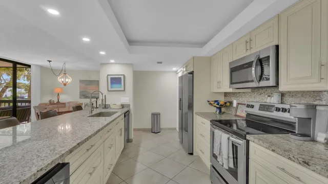 $5,000 | 450 Egret Circle, Unit 9207, Delray Beach, FL 33444