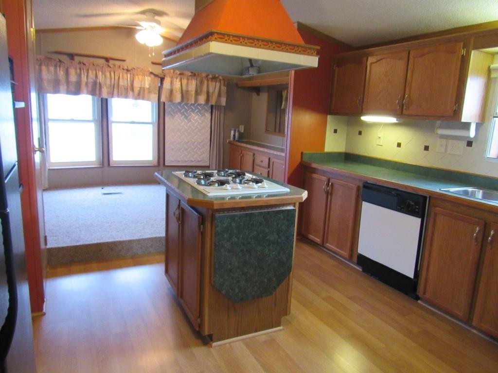 666 Finson Road, Unit 184 Bangor, ME 04401 - Photo 7 of 32 Photo