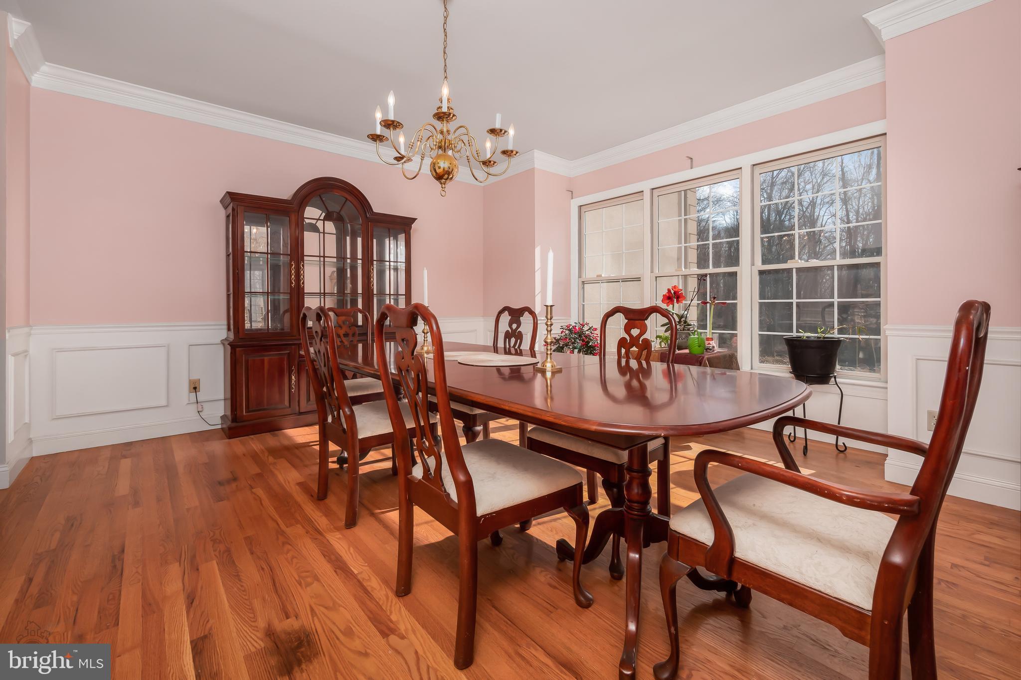 3181 Chestnut Hill Road Pottstown, PA 19465 - Photo 18 of 62 Dinining room with crown molding and chair rail.
