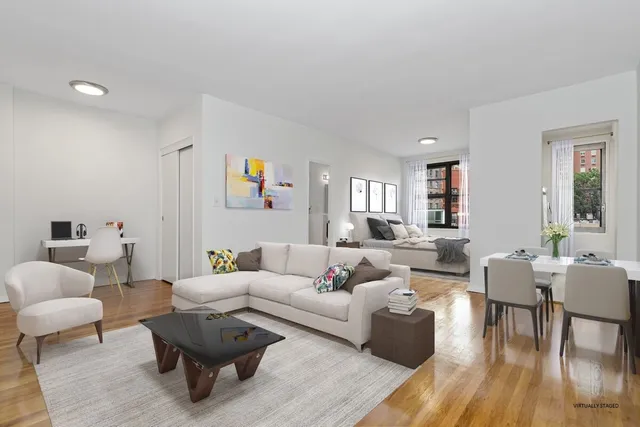 $399,000 | 242 East 38th Street, Unit 5E | Murray Hill