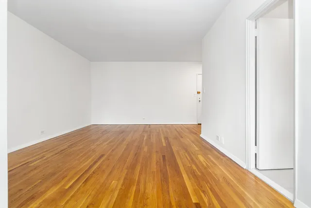 $399,000 | 242 East 38th Street, Unit 5E | Murray Hill