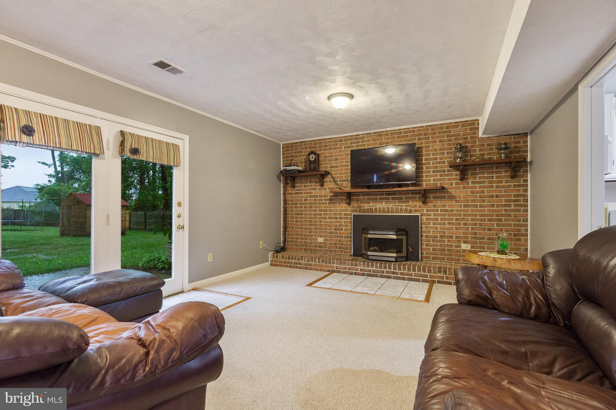 7434 Robin Road La Plata, MD 20646 - Photo 12 of 24 Family Room