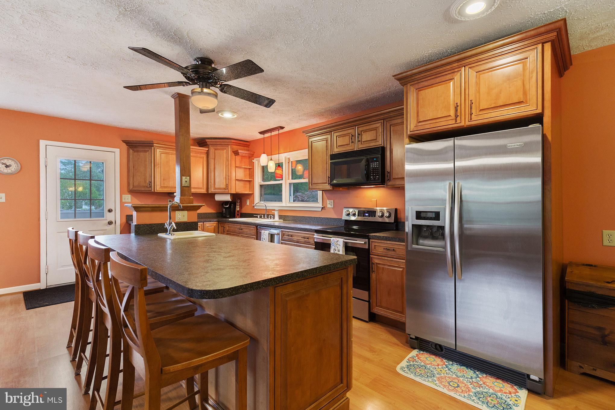 7434 Robin Road La Plata, MD 20646 - Photo 3 of 24 Kitchen